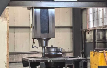 Miten laajamittainen CNC-pukkikoneistus vahvistaa räätälöityjen komponenttien vientikilpailukykyä? Tangshan Yuexin Machinery viljelee ulkomaisia ​​raskaan teollisuuden toimitusmarkkinoita prosessiinnovaatioiden avulla.