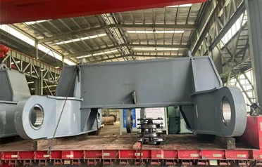 ​Kuinka varmistaa suurten laitteiden vakaa toiminta raskaiden nostovarsien avulla? Tangshan Yuexin Machineryn räätälöidyt komponentit toimitettiin onnistuneesti Qinhuangdaoon